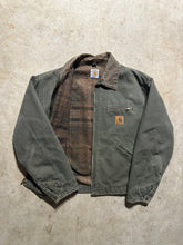 Load image into Gallery viewer, Vintage 90s Moss Green Carhartt Detroit Blanket Lined J97 Jacket (Large)
