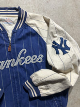 Load image into Gallery viewer, Vintage 1996 New York Yankees Pinstriped Reversible Mirage Jacket (Large)
