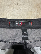 Load image into Gallery viewer, Vintage Y2K Southpole Black Denim Jeans (36)
