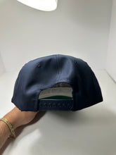 Load image into Gallery viewer, Vintage New York Yankees New Era 1990s Snapback Hat
