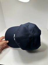 Load image into Gallery viewer, Vintage New York Yankees New Era 1990s Snapback Hat
