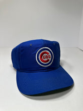 Load image into Gallery viewer, Vintage Chicago Cubs 1990s MLB Snapback Hat
