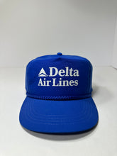Load image into Gallery viewer, Vintage Delta Airlines 1990s Rope Snapback Hat
