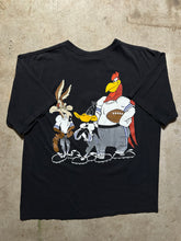 Load image into Gallery viewer, Vintage Dallas Cowboys Looney Tunes Foghorn Leghorn 1990s T-Shirt (XL)
