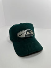 Load image into Gallery viewer, Vintage Nike Emerald Green 90s SnapBack Hat
