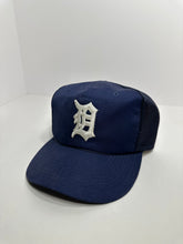 Load image into Gallery viewer, Vintage Detroit Tigers Block Logo 90s SnapBack Hat
