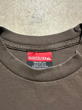 Load image into Gallery viewer, Vintage Quiksilver Boarding Brown Box Logo T Shirt (Medium)
