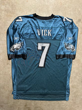 Load image into Gallery viewer, Philadelphia Eagles 00s Reebok Authentic Michael Vick Jersey (2XL/XXL)
