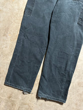 Load image into Gallery viewer, Vintage Black Carhartt Double Knee Canvas Carpenter Pants (36x31)
