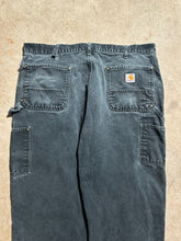 Load image into Gallery viewer, Vintage Black Carhartt Double Knee Canvas Carpenter Pants (36x31)
