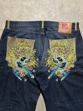 Load image into Gallery viewer, Y2K Ed Hardy Skull Embroidered Denim Jeans (44x34)
