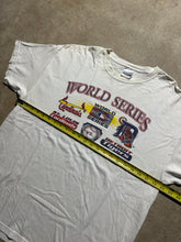 Load image into Gallery viewer, 2006 St Louis Cardinals vs Detroit Tigers MLB World Series T-Shirt (XL)
