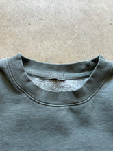 Load image into Gallery viewer, Vintage Yosemite Black Bear 1990s Sweatshirt (XL)
