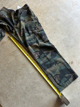 Load image into Gallery viewer, Dickies Regular Straight Camo Pants (36x30)
