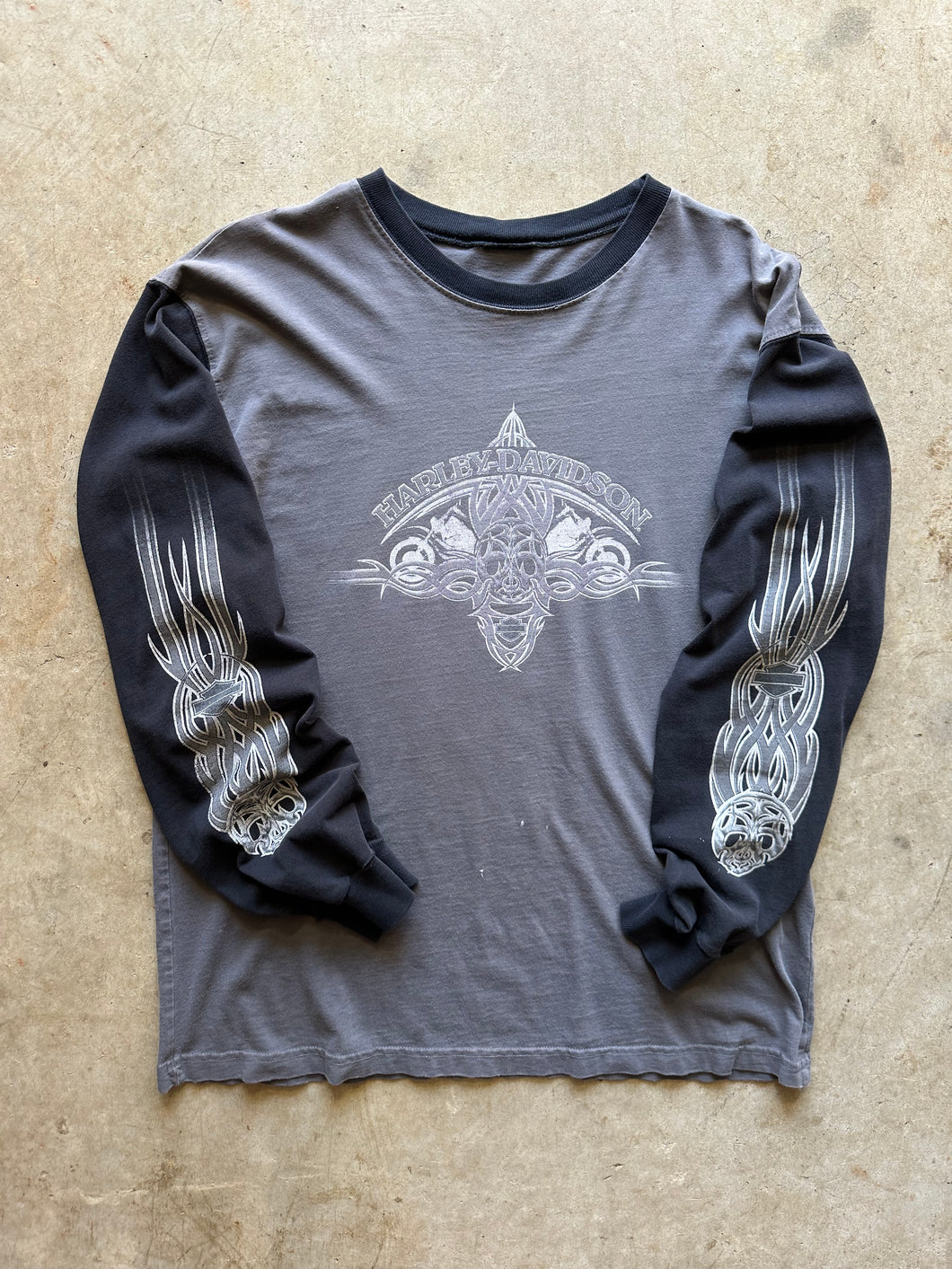 Vintage Harley Davidson Two Tone Long Sleeve T-Shirt (Large)