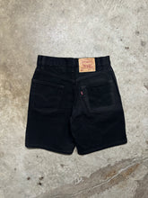 Load image into Gallery viewer, Vintage Levis 550 Black Denim Jorts (28)
