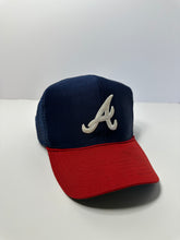 Load image into Gallery viewer, Vintage Atlanta Braves Classic 80s MLB Snapback Hat
