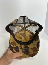 Load image into Gallery viewer, Vintage Levi Garrett Duck Chewing Tobacco Camo 1980s Trucker Hat

