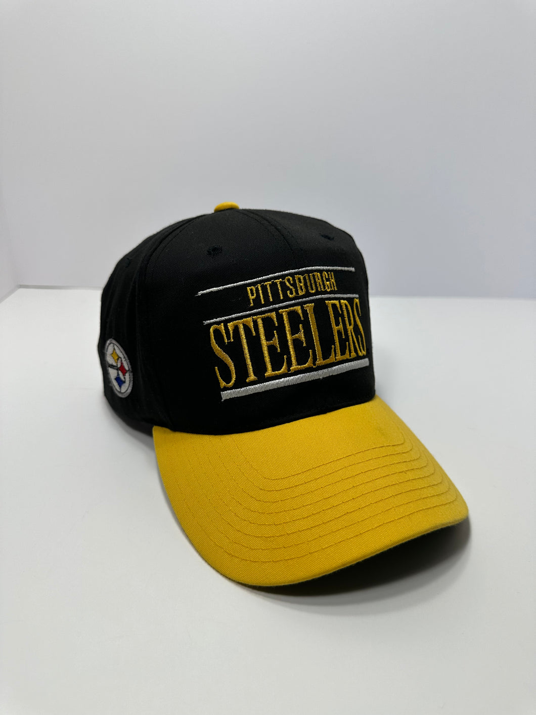 Vintage Pittsburgh Steelers 90s Embroidered Snapback Hat