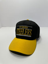 Load image into Gallery viewer, Vintage Pittsburgh Steelers 90s Embroidered Snapback Hat
