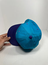 Load image into Gallery viewer, Vintage Charlotte Hornets 1990s NBA Snapback Hat
