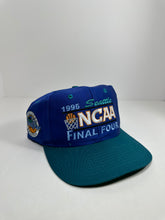 Load image into Gallery viewer, Vintage 1995 Final Four Seattle NCAA March Madness Snapback Hat
