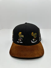 Load image into Gallery viewer, Vintage Marvin the Martian 1990s Snapback Hat
