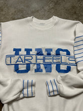 Load image into Gallery viewer, Vintage UNC Tar Heels Script Sweatshirt (Medium)
