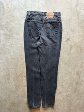 Load image into Gallery viewer, Vintage Levis Orange Tab Womens 912 Slim Fit Tapered Long Black Faded Denim Jeans (11)
