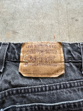 Load image into Gallery viewer, Vintage Levis Orange Tab Womens 912 Slim Fit Tapered Long Black Faded Denim Jeans (11)
