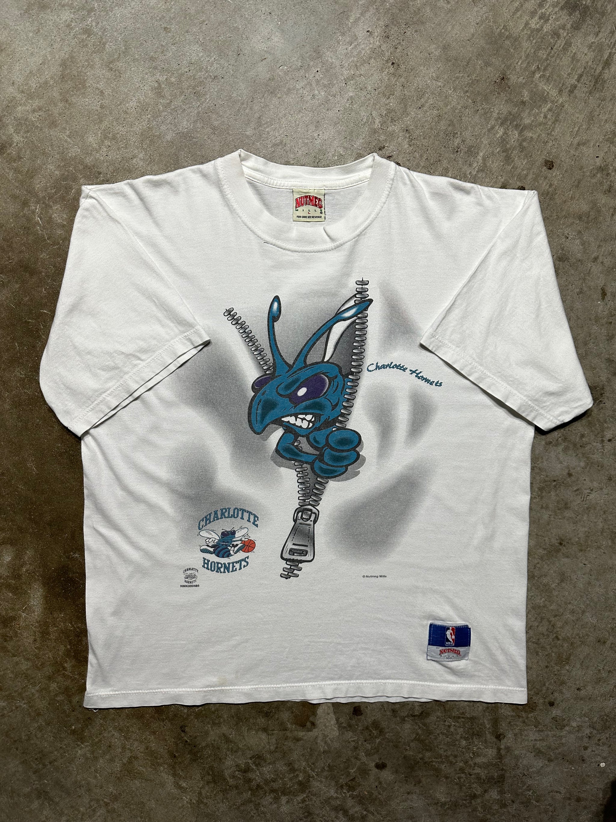 Vintage Charlotte Hornets Zipper Breakthrough Nutmeg Tee (Boxy
