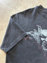 Load image into Gallery viewer, Vintage Dracula 1992 Horror Movie Graphic T-Shirt (XL)
