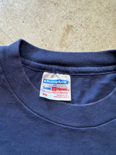 Load image into Gallery viewer, Vintage Atlanta Braves 1995 National League Graphic T-Shirt (Medium)
