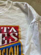 Load image into Gallery viewer, Vintage Atlanta Braves 1993 Three Time Champions Graphic T-Shirt (XL)
