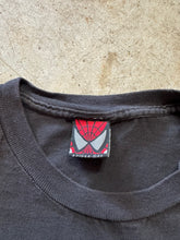 Load image into Gallery viewer, Vintage Spiderman 2002 Movie Promo Black Graphic T-Shirt (Large)
