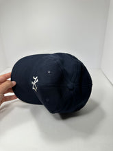 Load image into Gallery viewer, Vintage New York Yankees 1990s MLB Snapback Hat

