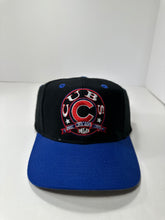 Load image into Gallery viewer, Vintage Chicago Cubs 1990s Circle Logo MLB Snapback Hat
