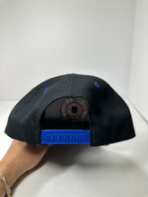Load image into Gallery viewer, Vintage Chicago Cubs 1990s Circle Logo MLB Snapback Hat
