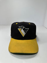 Load image into Gallery viewer, Vintage Pittsburgh Penguins 1990s NHL Snapback Hat
