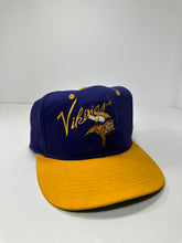 Load image into Gallery viewer, Vintage Minnesota Vikings 1990s NFL Snapback Hat
