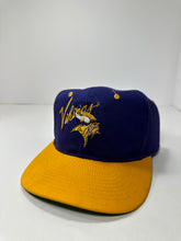 Load image into Gallery viewer, Vintage Minnesota Vikings 1990s NFL Snapback Hat
