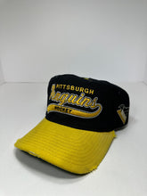 Load image into Gallery viewer, Vintage Pittsburgh Penguins Hockey Starter 1990s NHL Snapback Hat
