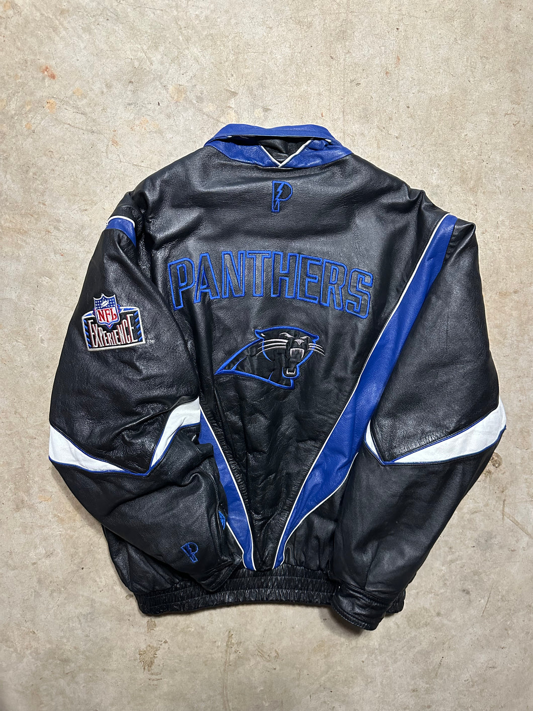 Vintage Carolina Panthers '90s Pro Player Leather Jacket (XL)