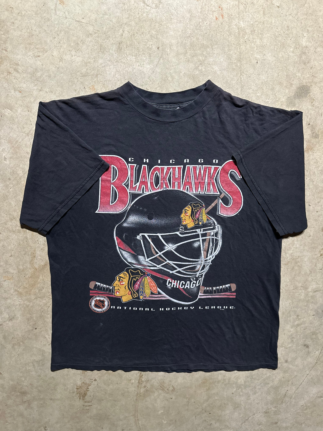 Vintage Chicago Blackhawks Goalie Helmet 90s T Shirt (XL)