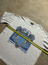 Load image into Gallery viewer, Vintage UNC Tar Heels 1995 Road to the Final Four T Shirt (XL)
