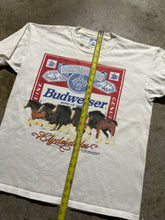 Load image into Gallery viewer, Vintage Budweiser Clydesdales 2000 Graphic Tee (Large)
