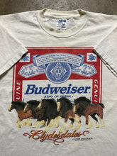 Load image into Gallery viewer, Vintage Budweiser Clydesdales 2000 Graphic Tee (Large)
