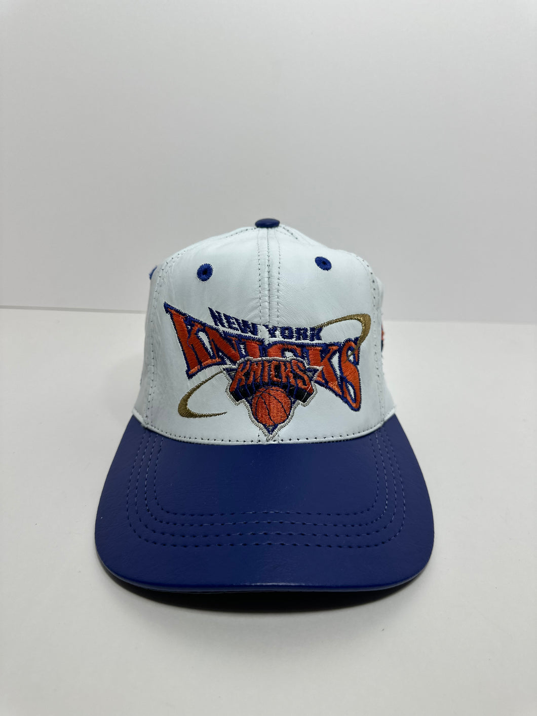 Vintage New York Knicks Leather NBA 1990s Snapback Hat