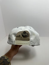Load image into Gallery viewer, Vintage New York Yankees 1999 World Series Snapback Hat
