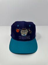 Load image into Gallery viewer, Vintage Charlotte Hornets Taz 90s NBA Basketball Snapback Hat
